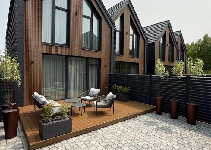 Nami - Jusu Poilsio Namai Prie Juros Monciskese *